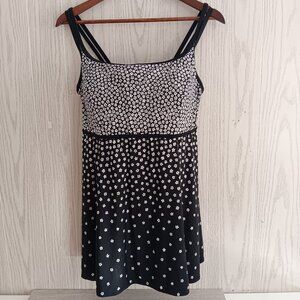 Le Cove NWT Womens Floral Swimsuit Dress Black White Flowers One Piece Size 18W‎